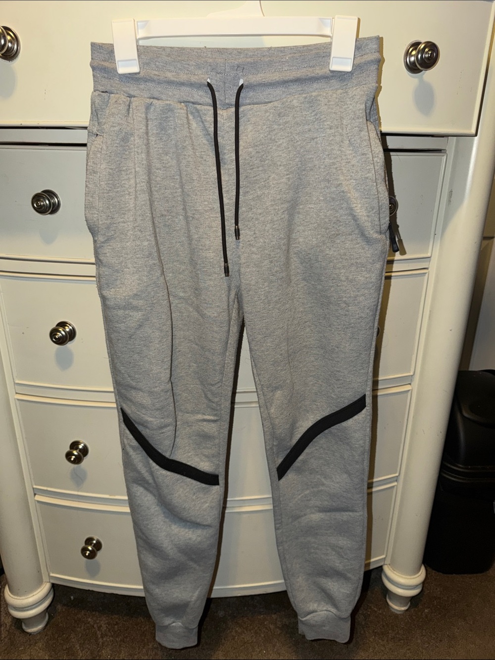 Men's Gray Athletic Jogger Pants with Contrast Trim